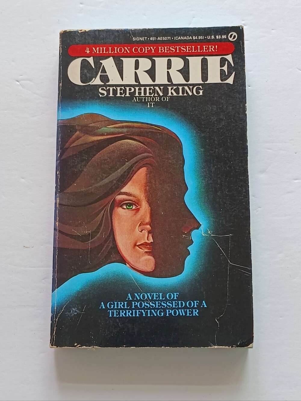 VTG 1975 Stephen King CARRIE Signet Paperback Book Horror First Movie Tie-In